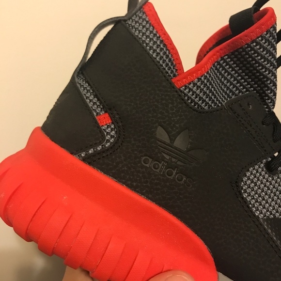 Adidas shoes - Picture 4 of 6